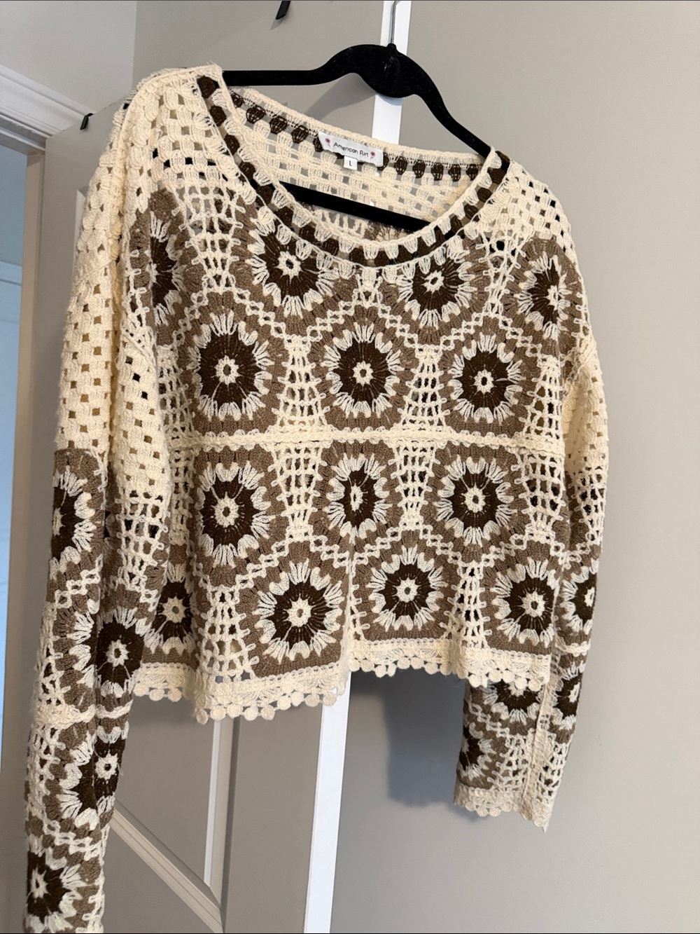 Crochet Floral Motif Long Sleeve Top - Cream & Brown